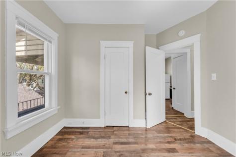 414 E 148th Street Cleveland OH 44110