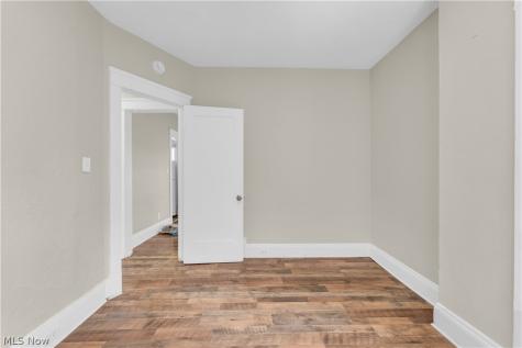 414 E 148th Street Cleveland OH 44110