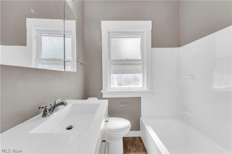 414 E 148th Street Cleveland OH 44110