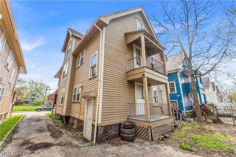 414 E 148th Street Cleveland OH 44110