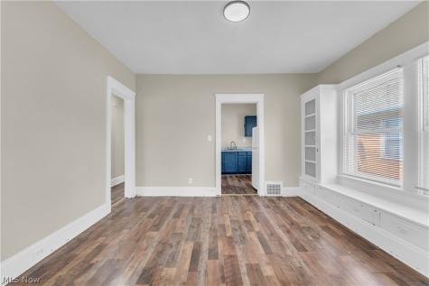 414 E 148th Street Cleveland OH 44110