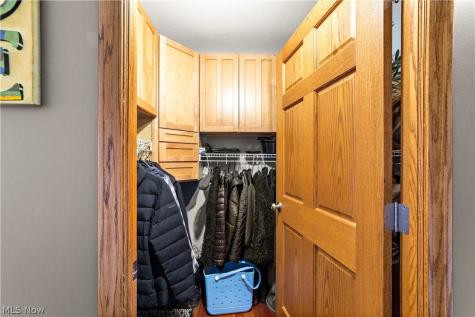 20333 Detroit Road Rocky River OH 44116