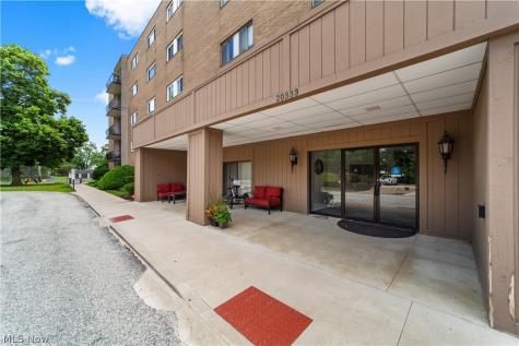 20333 Detroit Road Rocky River OH 44116