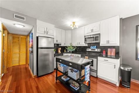 20333 Detroit Road Rocky River OH 44116