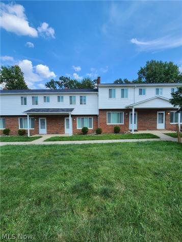 103 E Sprague Road Seven Hills OH 44131