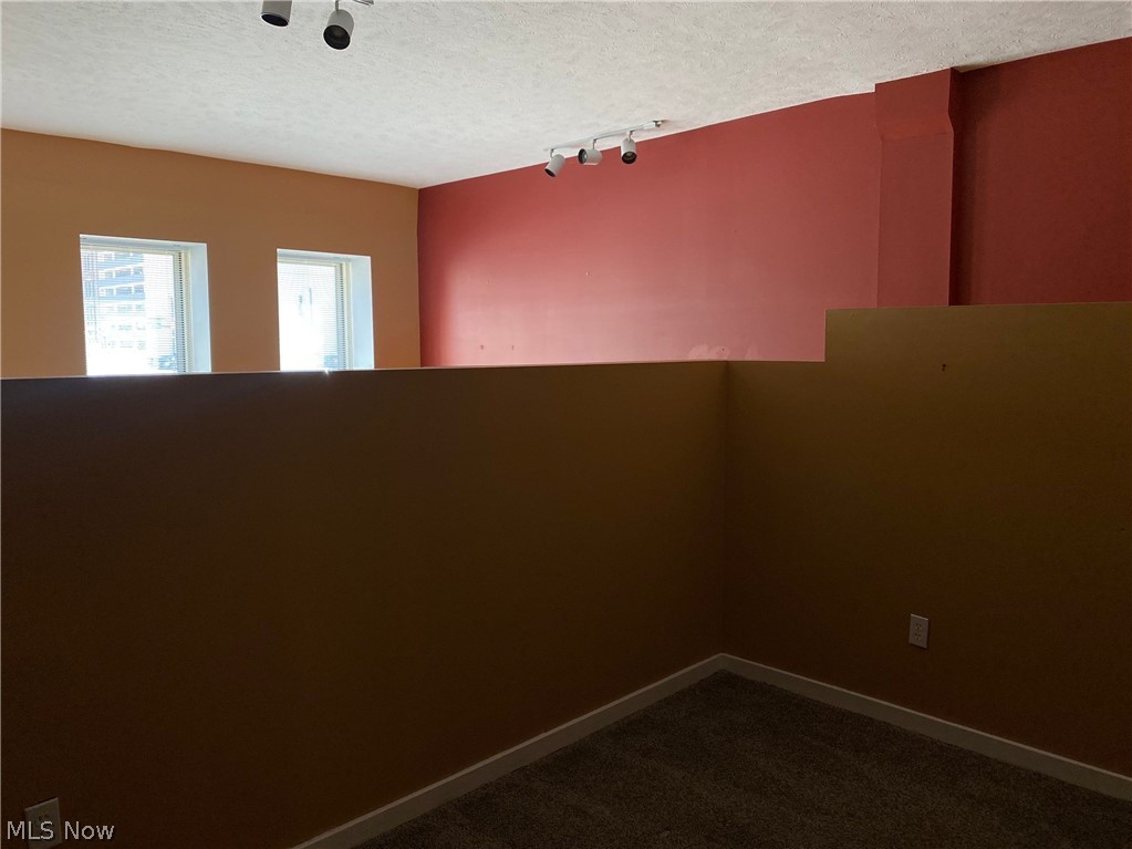 408 W Saint Clair Avenue Cleveland OH 44113