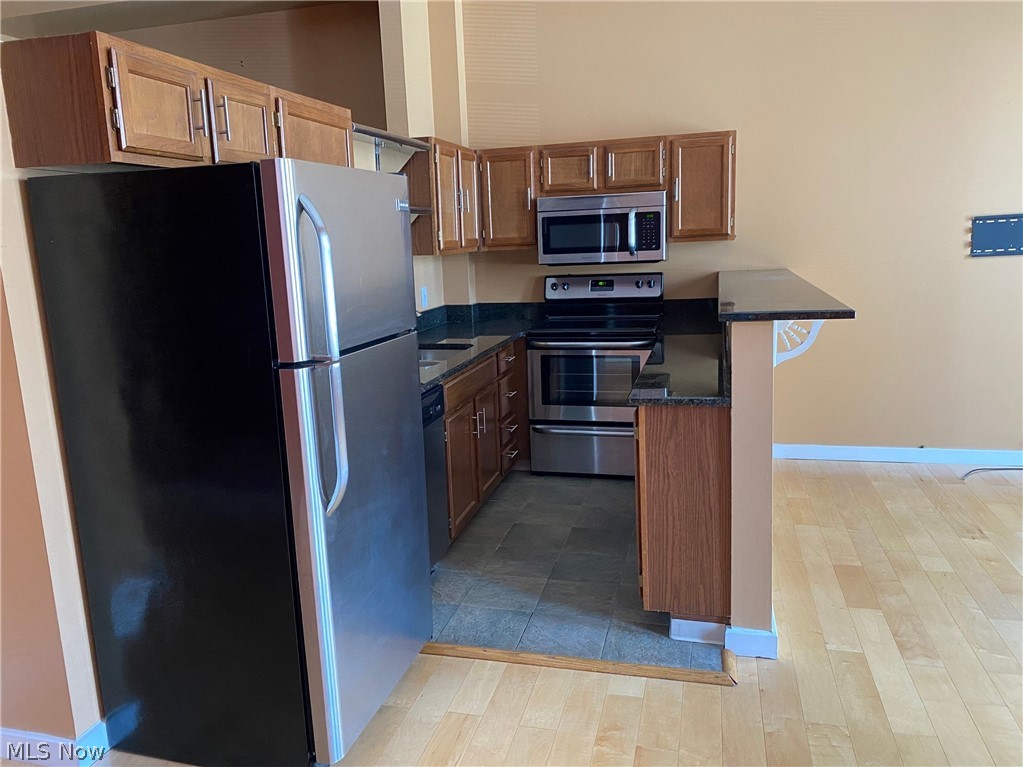 408 W Saint Clair Avenue Cleveland OH 44113