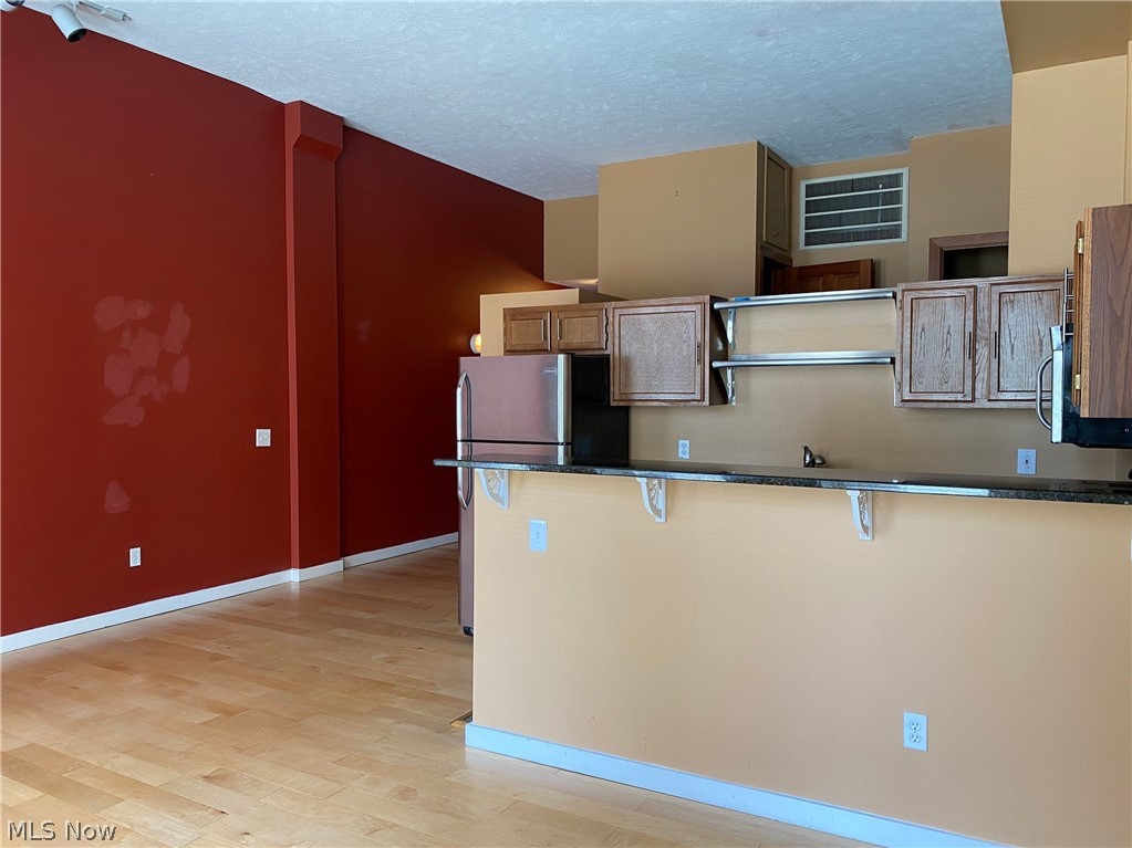 408 W Saint Clair Avenue Cleveland OH 44113