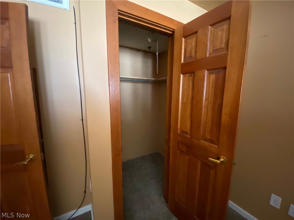 408 W Saint Clair Avenue Cleveland OH 44113