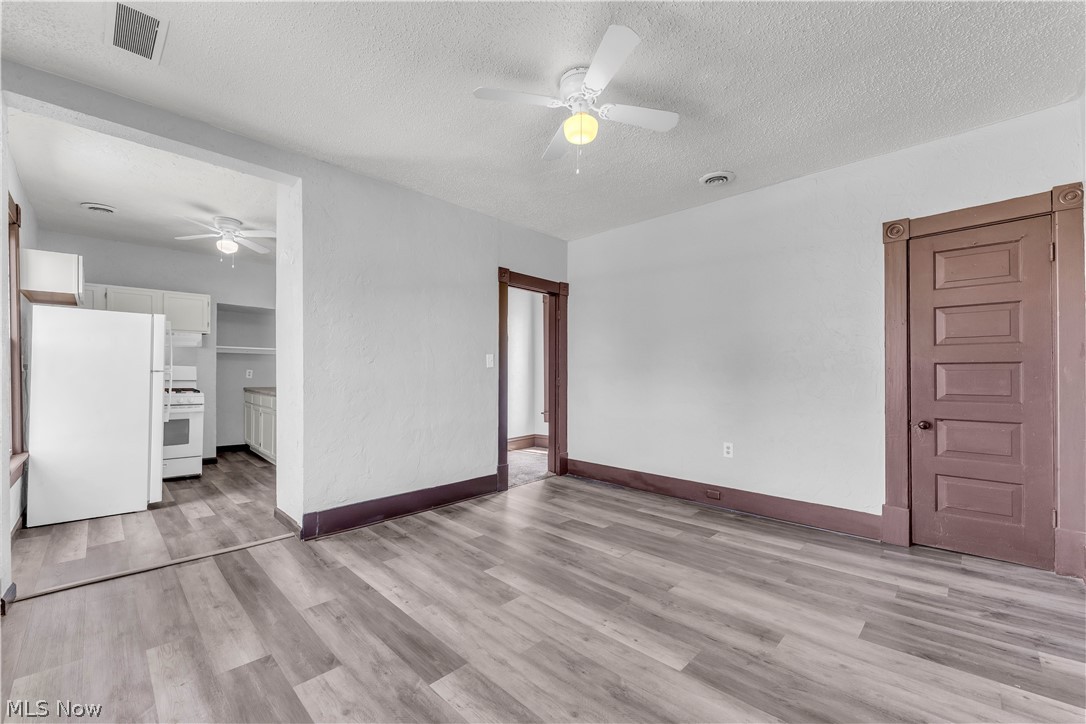 812 Lovett Place Lorain OH 44052