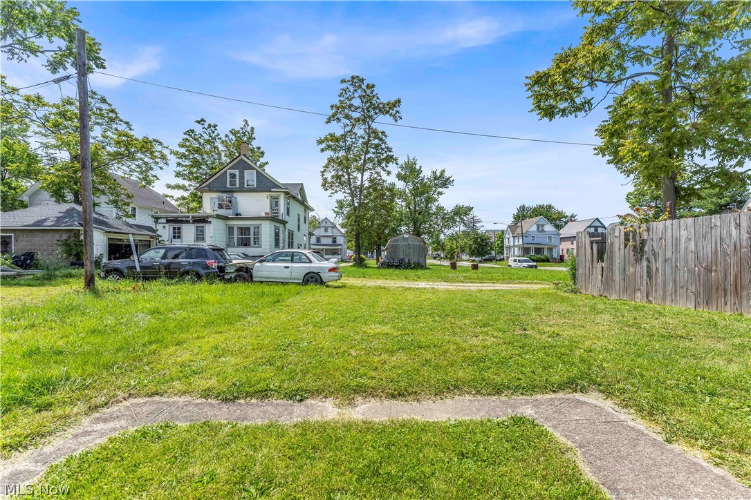 812 Lovett Place Lorain OH 44052