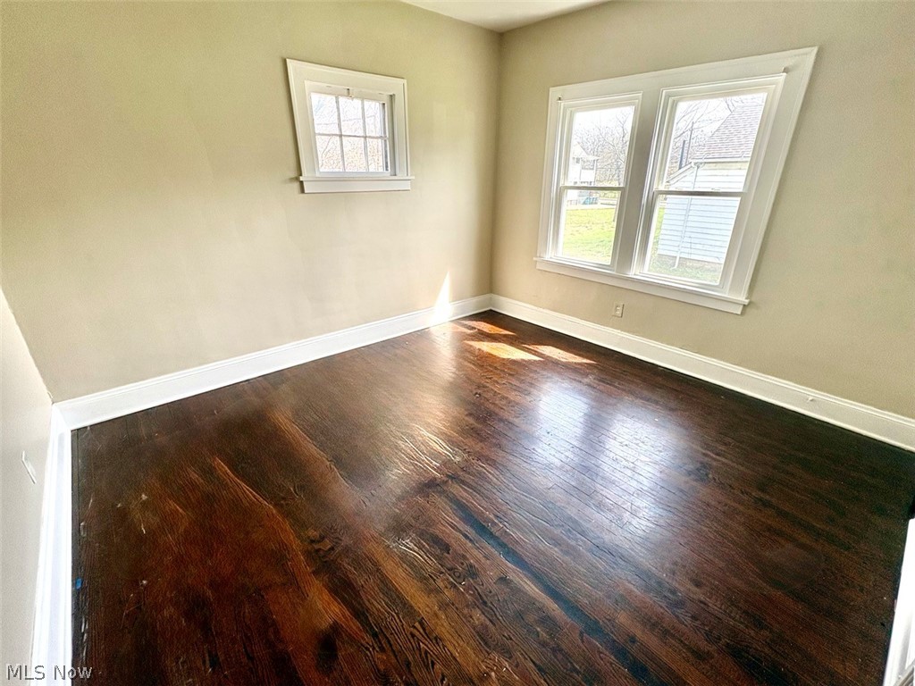 245 Oakdale Avenue Akron OH 44302