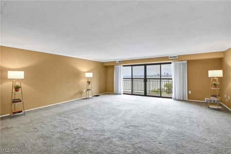 12550 Lake Avenue 12550 Lake Avenue Lakewood OH 44107