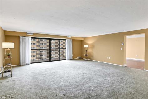 12550 Lake Avenue 12550 Lake Avenue Lakewood OH 44107