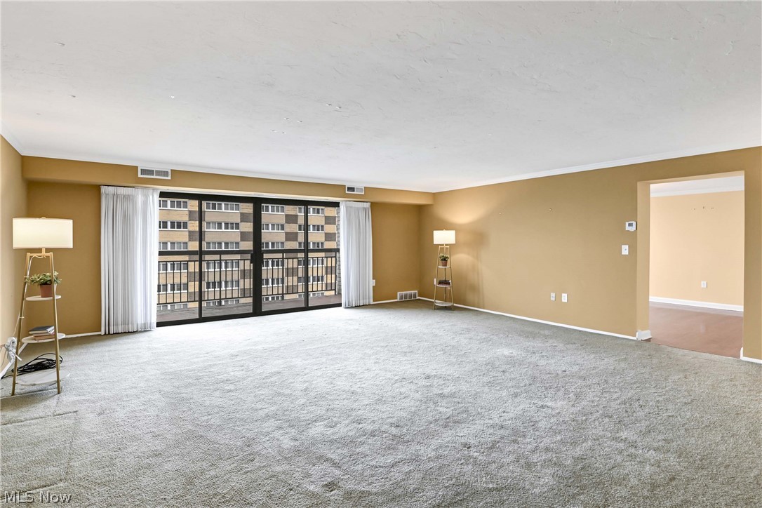 12550 Lake Avenue 12550 Lake Avenue Lakewood OH 44107