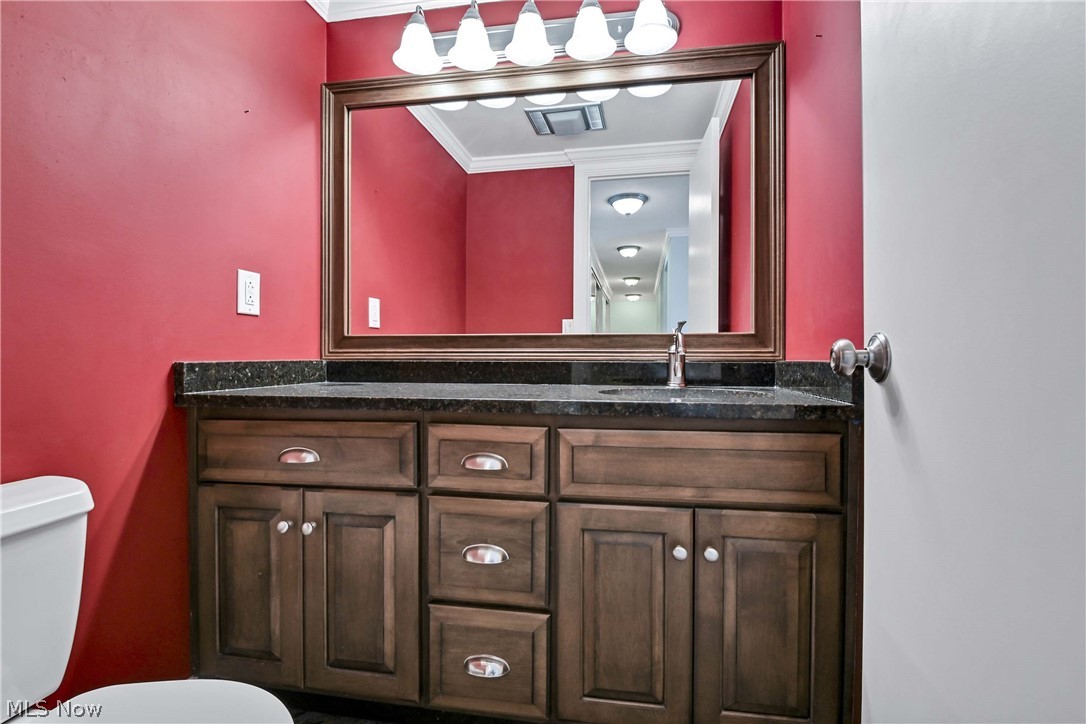 12550 Lake Avenue 12550 Lake Avenue Lakewood OH 44107