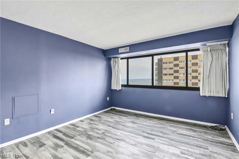 12550 Lake Avenue 12550 Lake Avenue Lakewood OH 44107