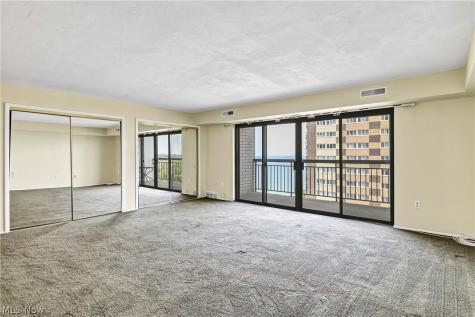 12550 Lake Avenue 12550 Lake Avenue Lakewood OH 44107
