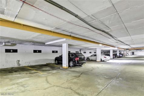 12550 Lake Avenue 12550 Lake Avenue Lakewood OH 44107