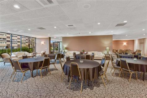 12550 Lake Avenue 12550 Lake Avenue Lakewood OH 44107