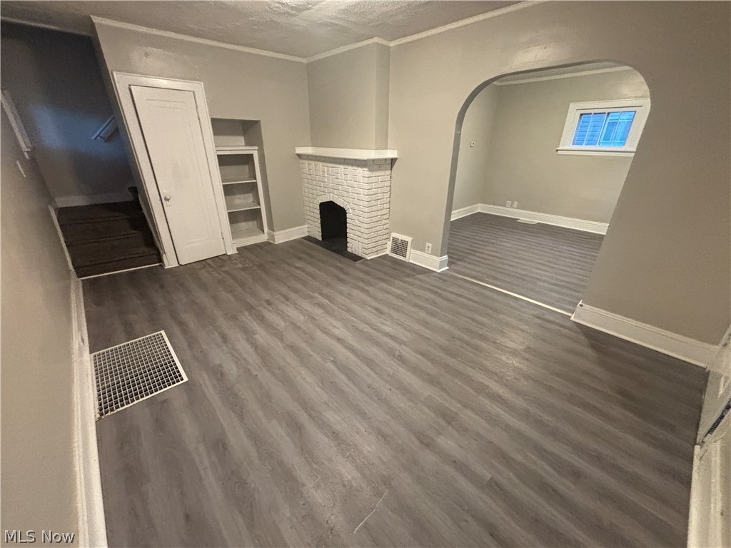 974 Lovers Lane Akron OH 44306
