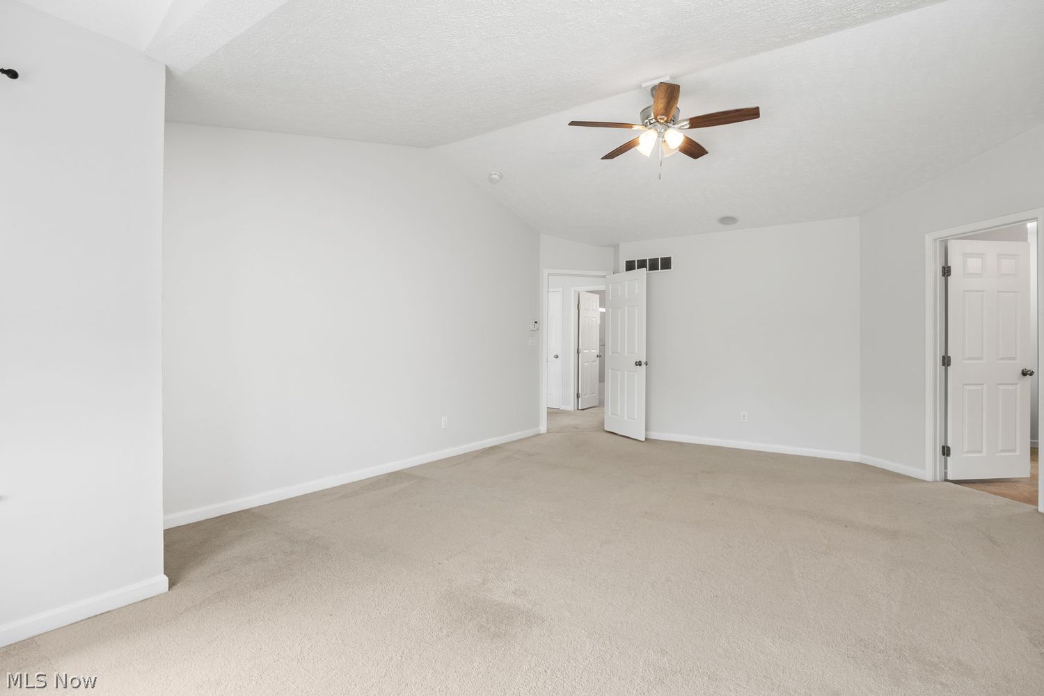 3876 Bosworth Drive Copley OH 44321