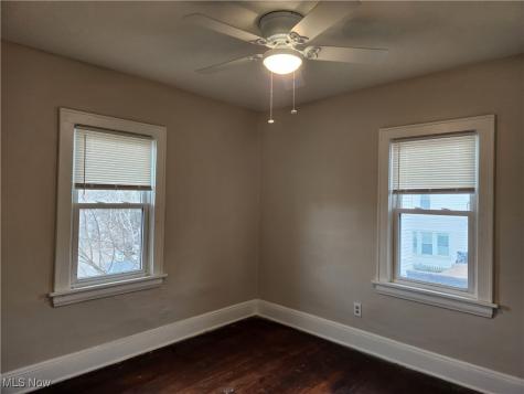 529 E Cuyahoga Falls Avenue Akron OH 44310
