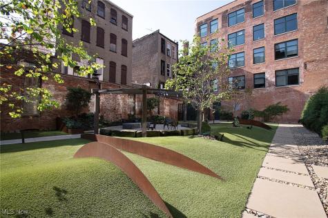 725 Johnson Court Cleveland OH 44113