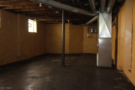 10102 Ostend Avenue Cleveland OH 44108