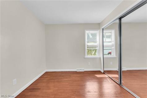 10518 Langton Avenue Garfield Heights OH 44125
