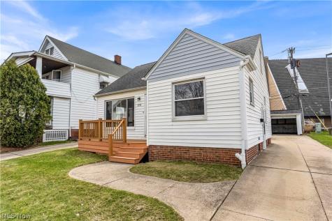 10518 Langton Avenue Garfield Heights OH 44125