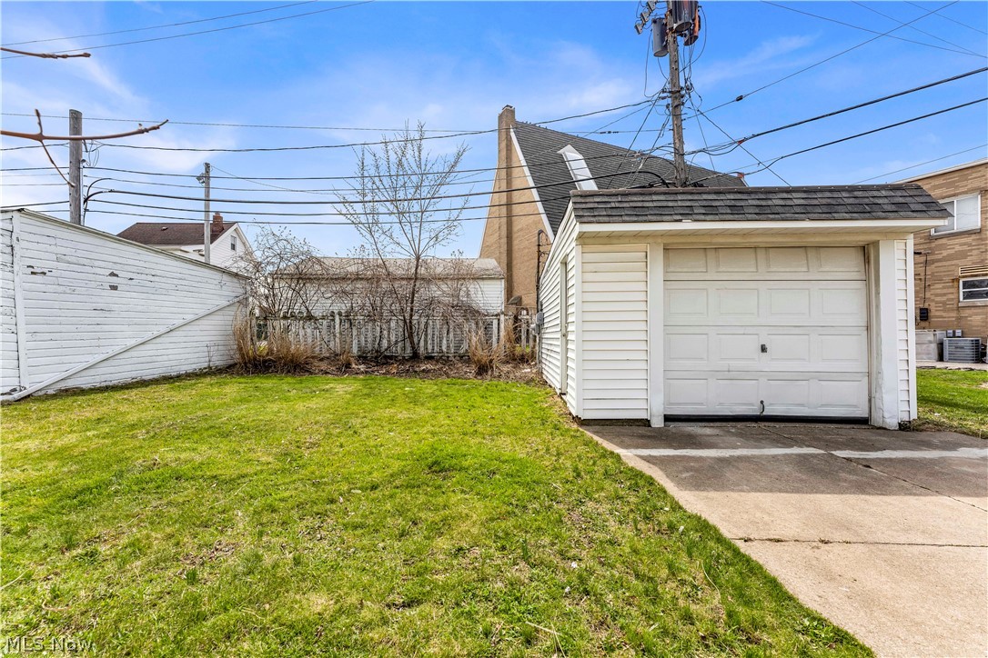 10518 Langton Avenue Garfield Heights OH 44125