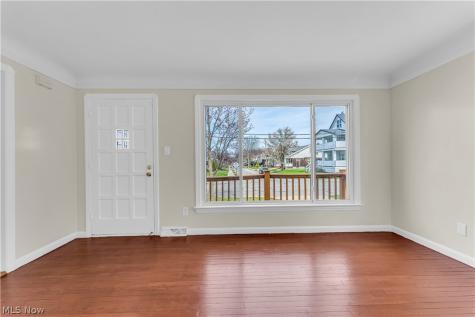 10518 Langton Avenue Garfield Heights OH 44125