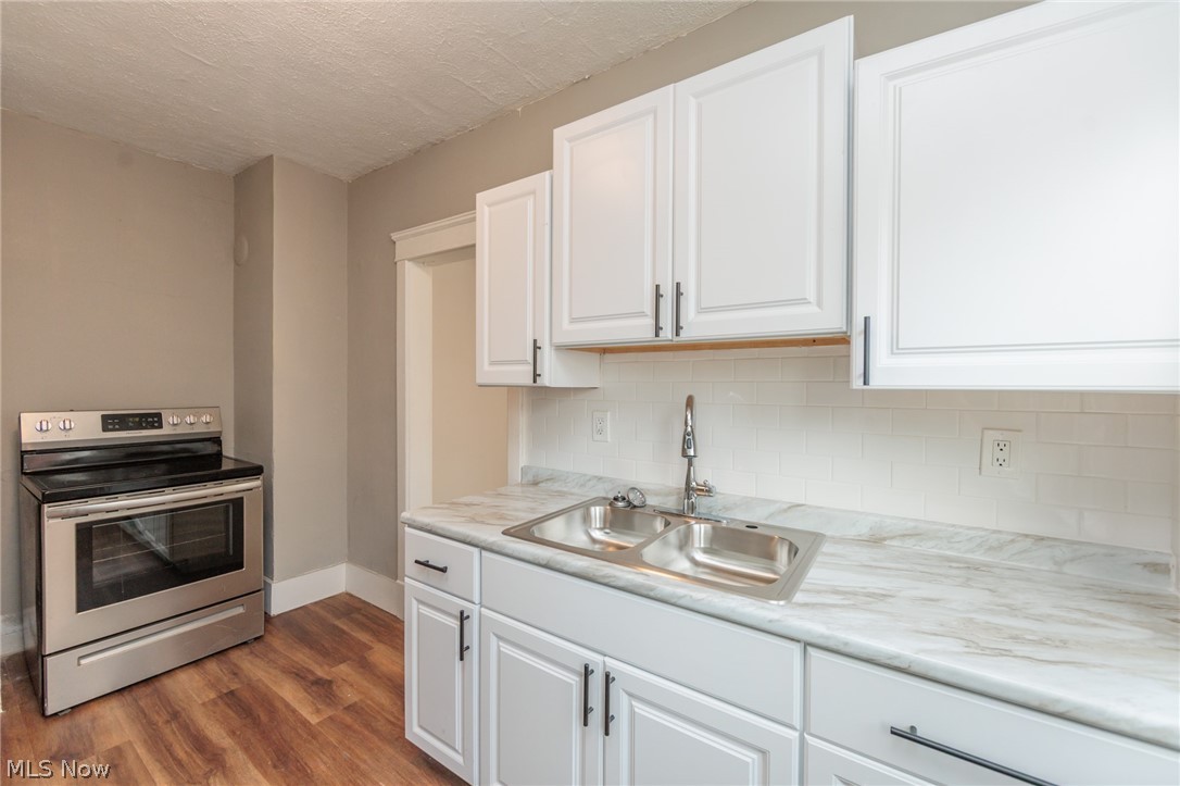 1519 Ridgewood Avenue Lakewood OH 44107