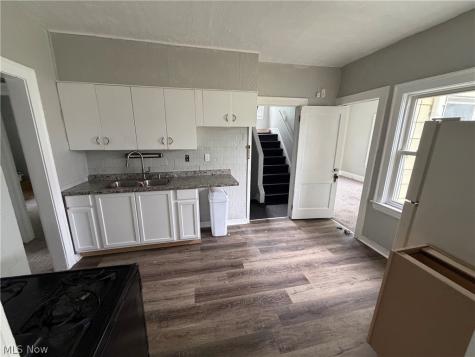3281 E 118th Street Cleveland OH 44120