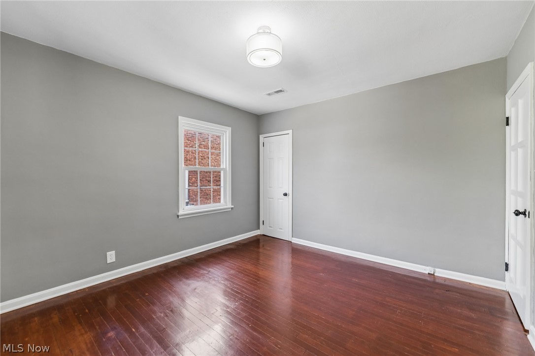 16809 Scottsdale Boulevard Shaker Heights OH 44120