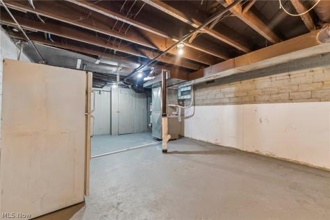 16809 Scottsdale Boulevard Shaker Heights OH 44120