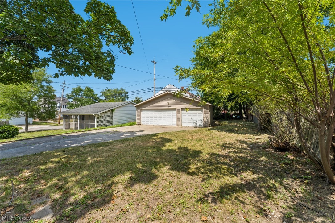16809 Scottsdale Boulevard Shaker Heights OH 44120
