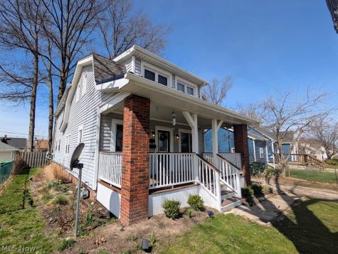 1902 Harding Drive Wickliffe OH 44092