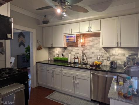 1902 Harding Drive Wickliffe OH 44092