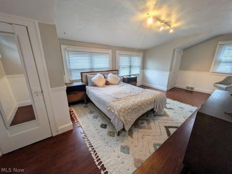 1902 Harding Drive Wickliffe OH 44092