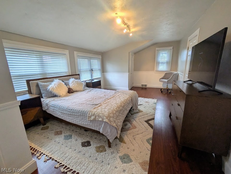 1902 Harding Drive Wickliffe OH 44092