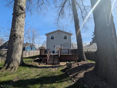 1902 Harding Drive Wickliffe OH 44092