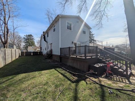 1902 Harding Drive Wickliffe OH 44092