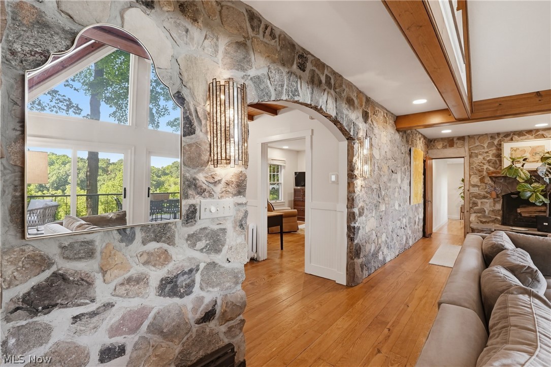 7910 Larkspur Lane Russell OH 44022