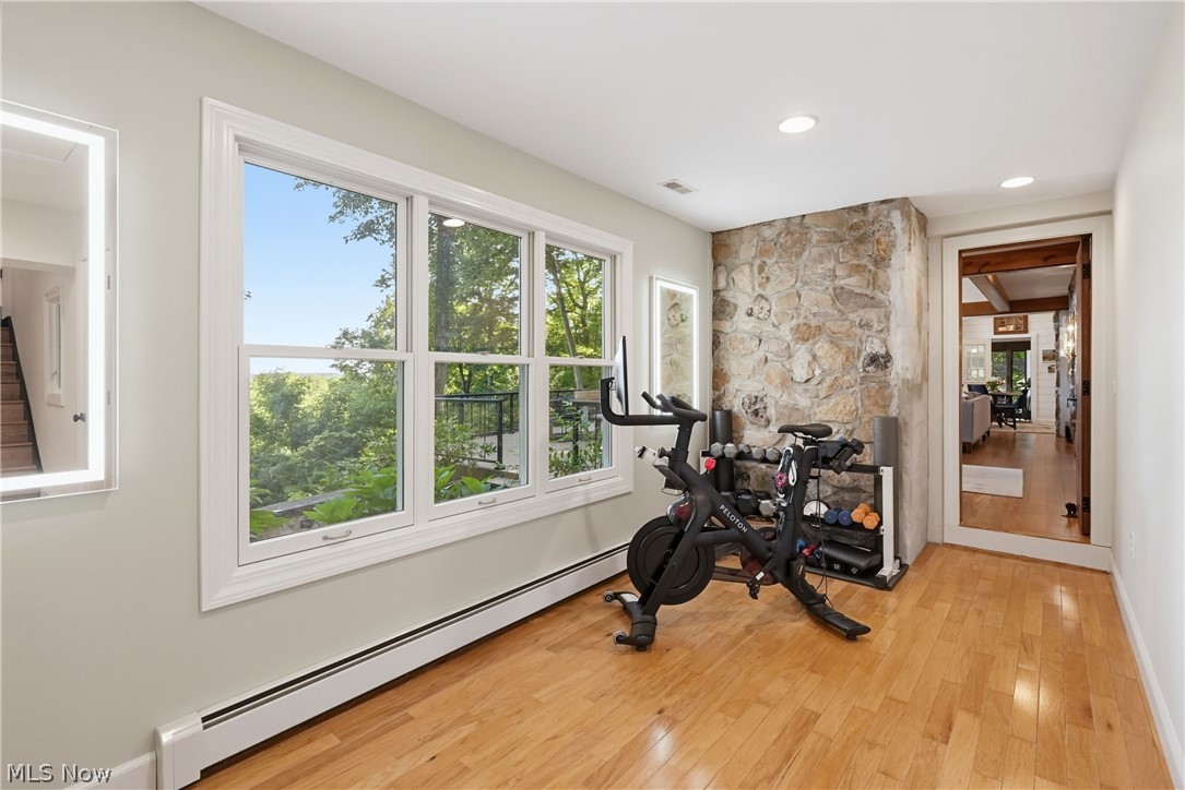 7910 Larkspur Lane Russell OH 44022
