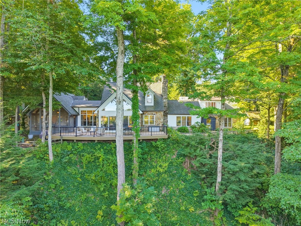 7910 Larkspur Lane Russell OH 44022