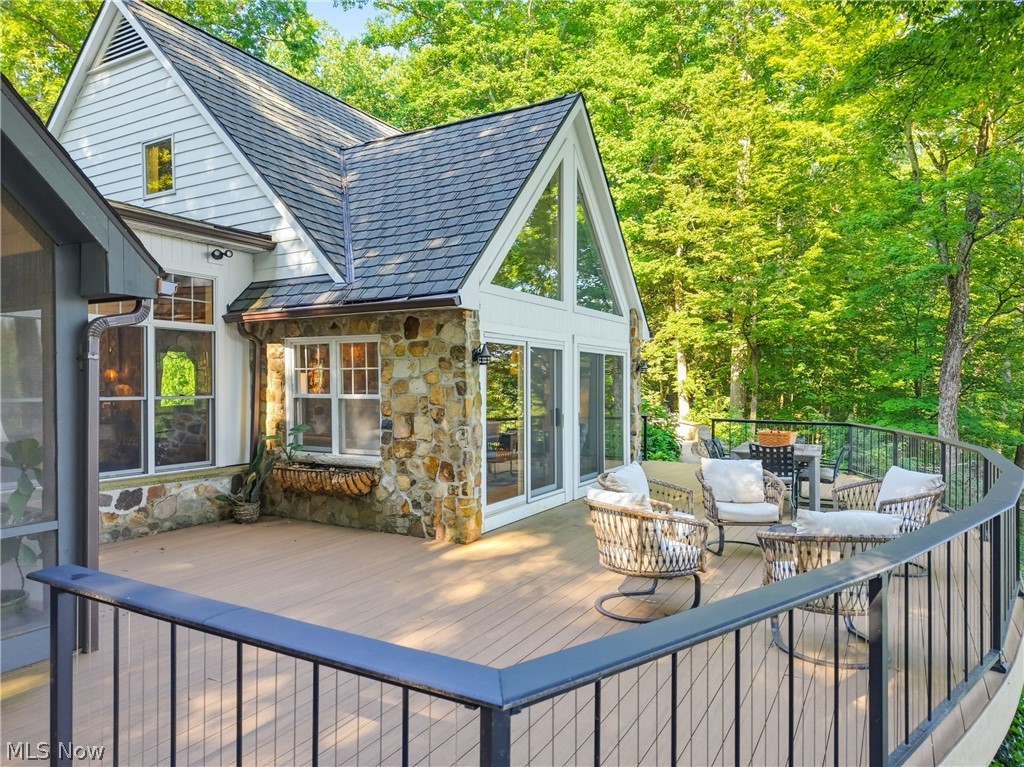 7910 Larkspur Lane Russell OH 44022