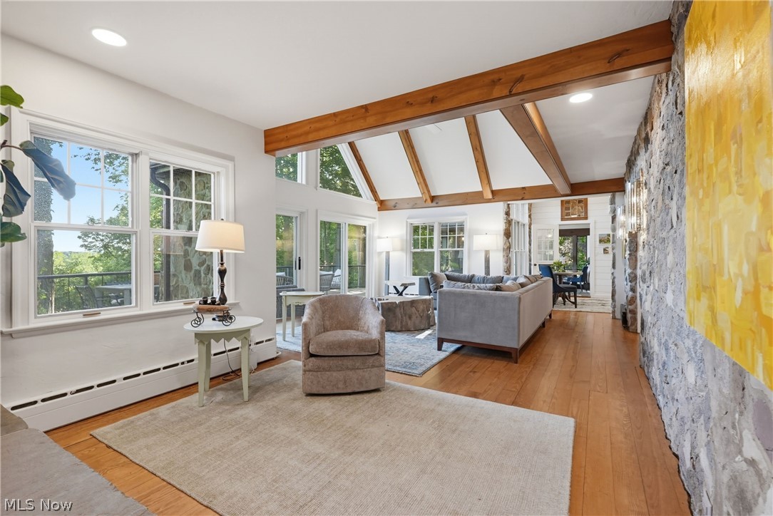 7910 Larkspur Lane Russell OH 44022