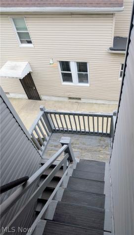 2915 Roanoke Avenue Cleveland OH 44109